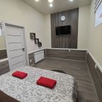 Апартаменты (Уютная, новая, светлая 2-комн. квартира), Апартаменты Сенода