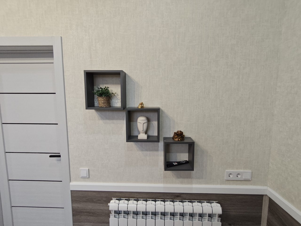 Апартаменты (Уютная, новая, светлая 2-комн. квартира), Апартаменты Сенода