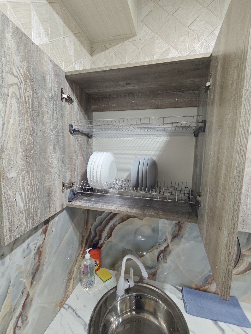 Апартаменты (Уютная, новая, светлая 2-комн. квартира), Апартаменты Сенода