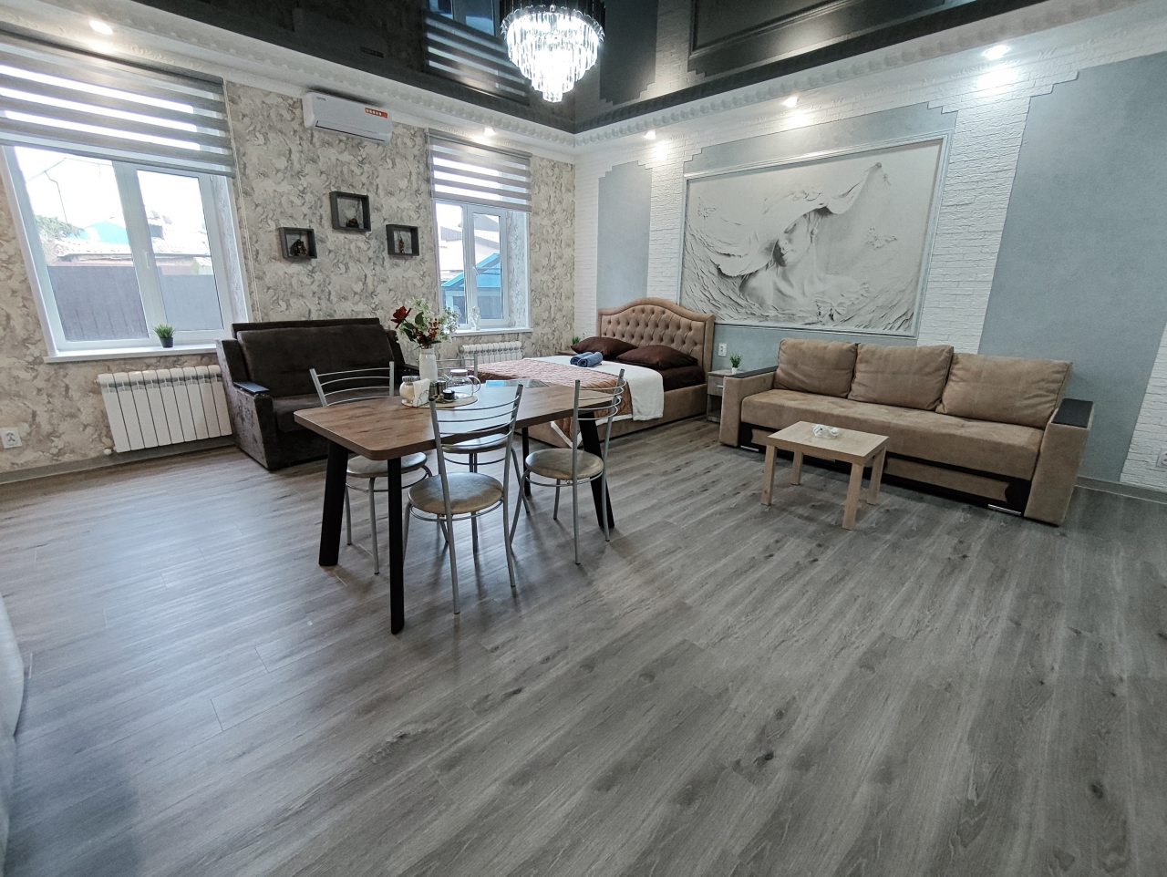 Студио (Дизайнерская ВИП в центре города), Апартаменты Сенода