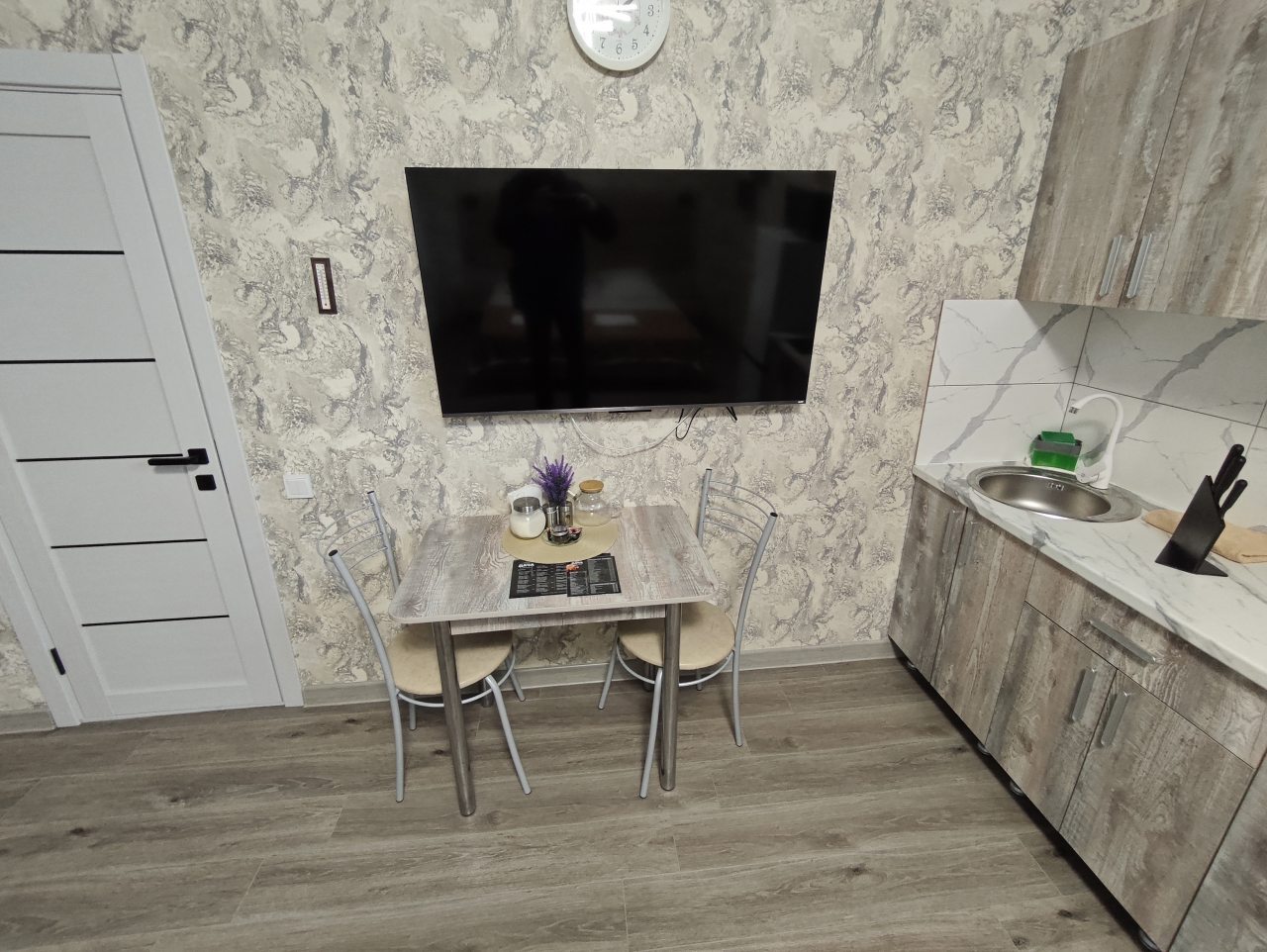 Студио (Новая в самом центре), Апартаменты Сенода