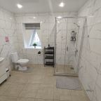 Апартаменты (Огромная 3-комн. квартира в центре города), Апартаменты Сенода