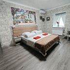 Апартаменты (Светлая 2-комн. квартира), Апартаменты Сенода