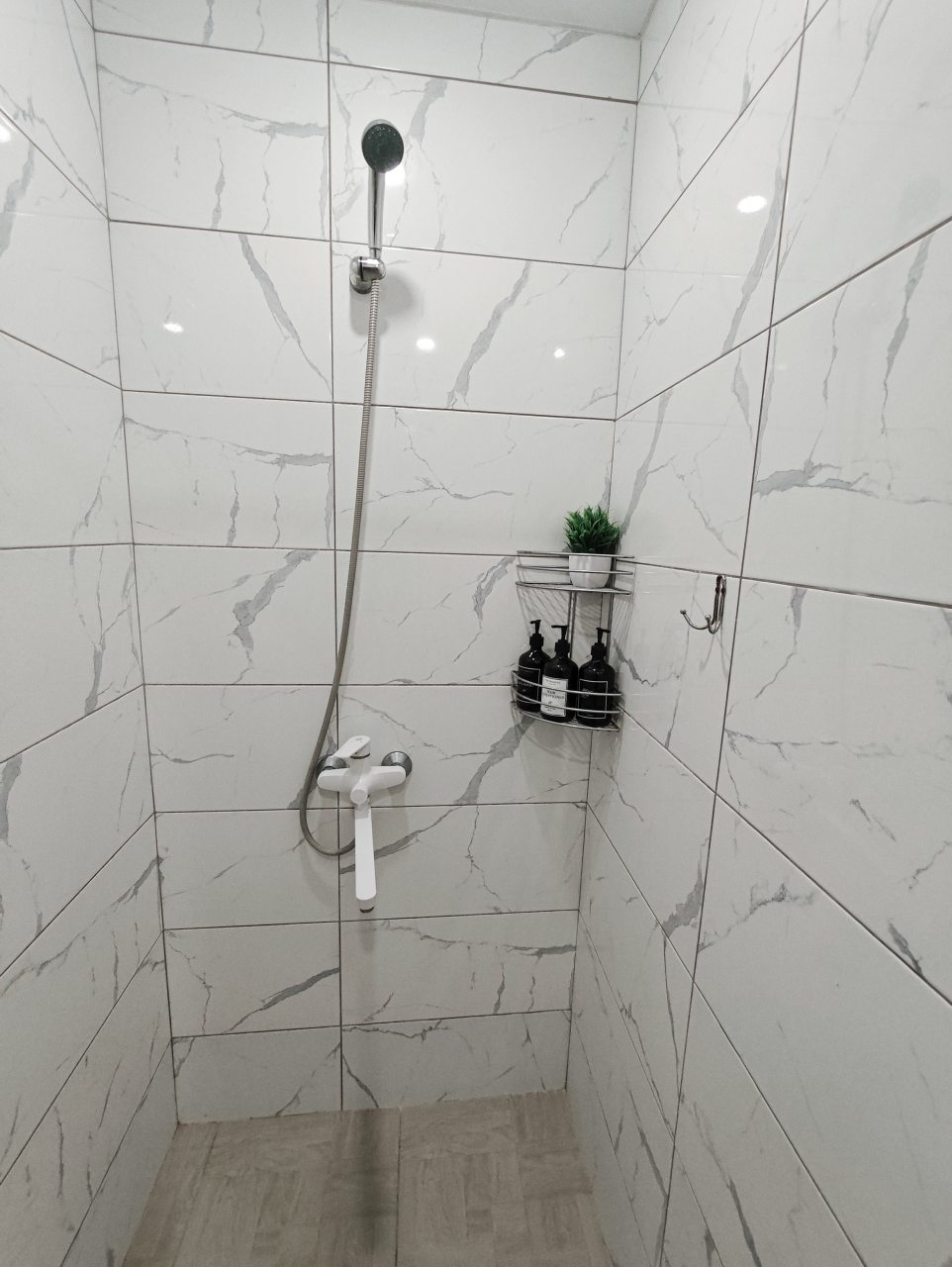 Апартаменты (Светлая 2-комн. квартира), Апартаменты Сенода