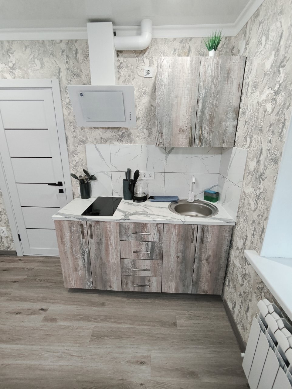 Студио (С новым евроремонтом в центре), Апартаменты Сенода