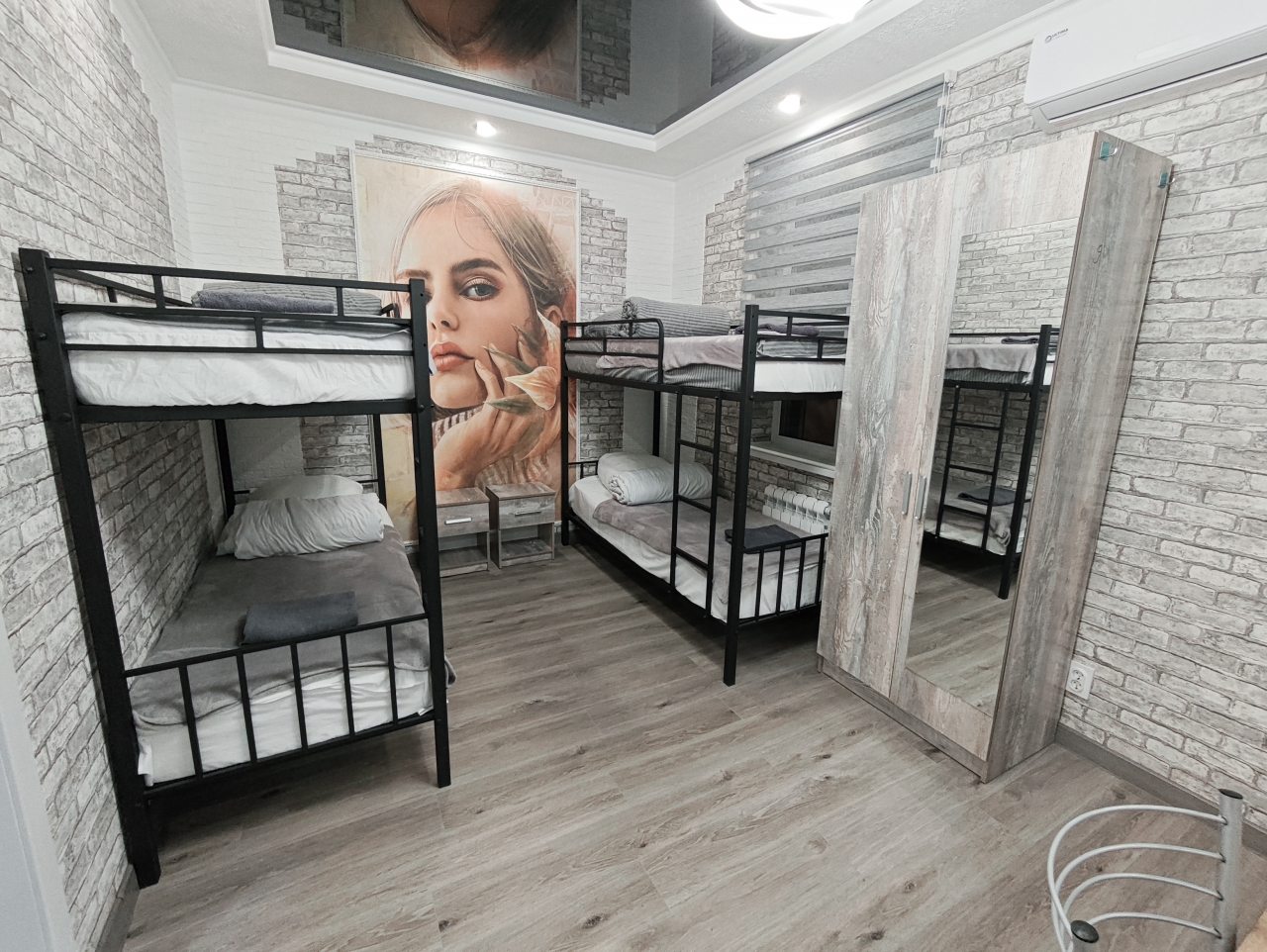 Апартаменты (Большая 2-комн. квартира), Апартаменты Сенода