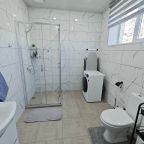 Апартаменты (Комфортабельная 2-комн. квартира в самом центре города), Апартаменты Сенода