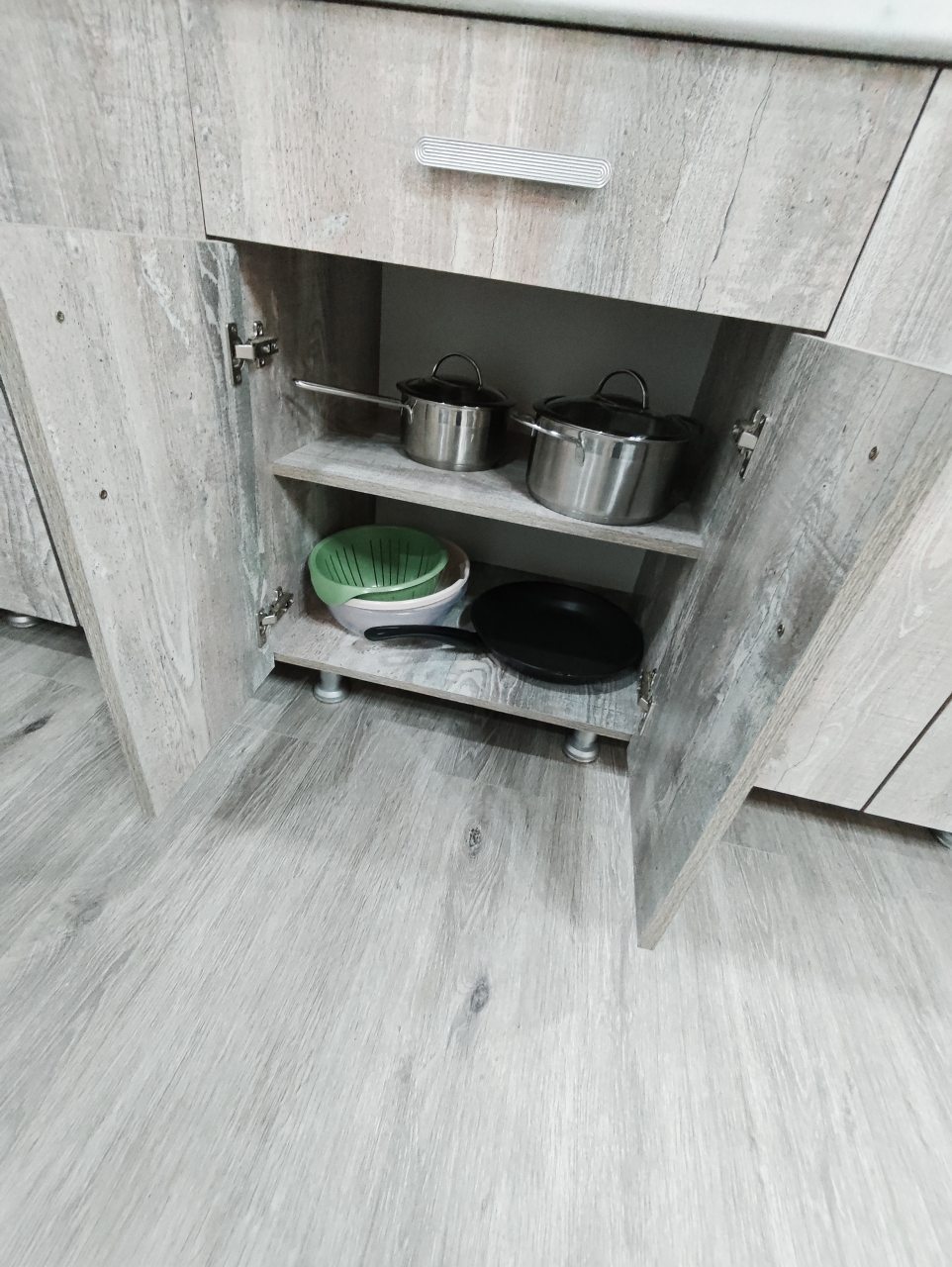 Апартаменты (Комфортабельная 2-комн. квартира в самом центре города), Апартаменты Сенода