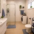 Апартаменты (Комфортабельная 2-комн. квартира в самом центре города), Апартаменты Сенода