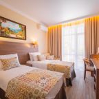 Люкс (Семейный двухкомнатный номер с двумя санузлами), Отель Kapkana Bay Plaza 4*