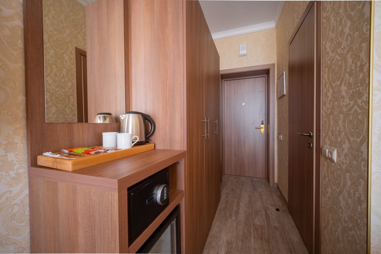 Люкс (Семейный двухкомнатный номер с двумя санузлами), Отель Kapkana Bay Plaza 4*