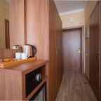 Люкс (Семейный двухкомнатный номер с двумя санузлами), Отель Kapkana Bay Plaza 4*