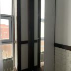 Заркальный шкаф для одежды