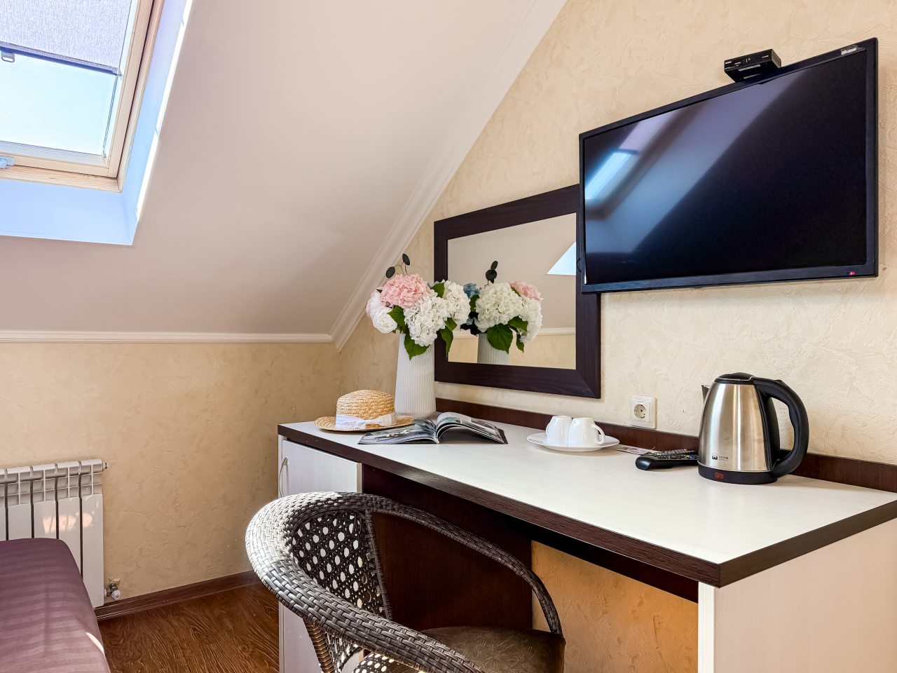 Семейный (Двухкомнатный мансардный номер), Гостевой дом Милана