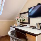 Семейный (Двухкомнатный мансардный номер), Гостевой дом Милана