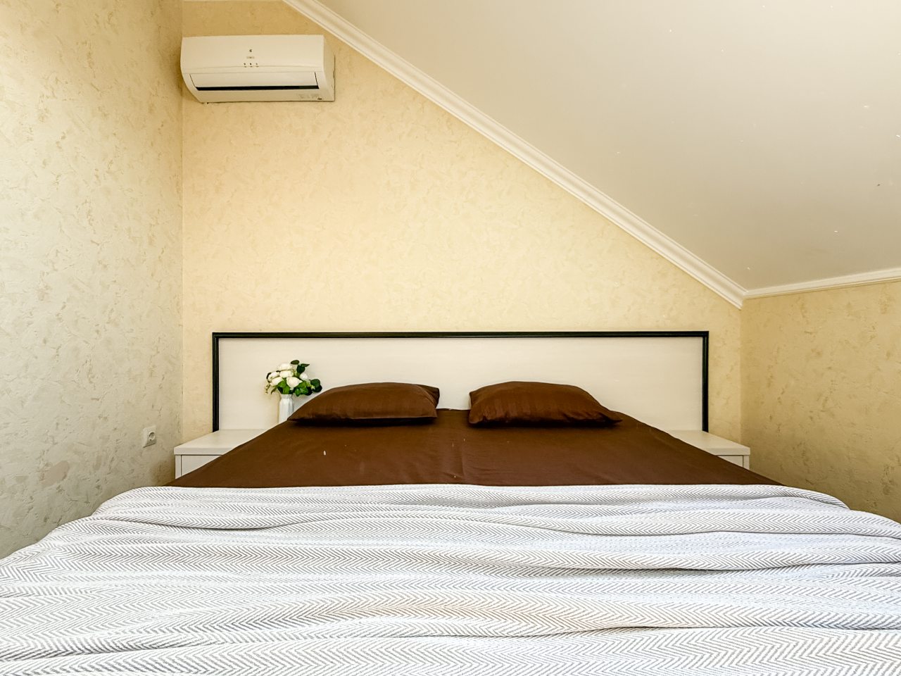 Семейный (Двухкомнатный мансардный номер), Гостевой дом Милана