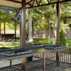 Коттедж (Коттедж "Желтый" 6+2), База отдыха Вилла Царина