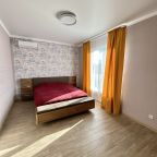 Коттедж (Коттедж "Желтый" 6+2), База отдыха Вилла Царина