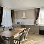 Апартаменты (Апартаменты коттеджа "Хаки" 6+2), База отдыха Вилла Царина