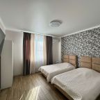 Апартаменты (Апартаменты коттеджа "Хаки" 6+2), База отдыха Вилла Царина