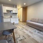 Люкс (Двухкомнатный номер Люкс с видом на горы с кухней), Отель Левада