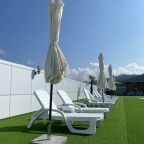 Бассейн на крыше, Отель Левада