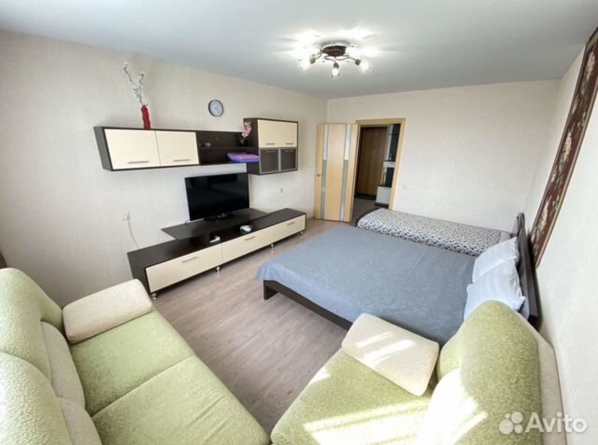 Апартаменты (На Гладкова 26 для 3-х), Апартаменты на Гладкова 32