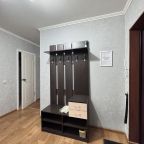 Апартаменты (На Строителей 6 2х комнатная), Апартаменты на Гладкова 32