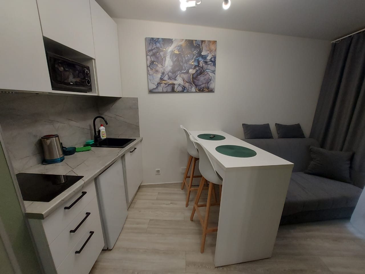 Апартаменты (LuxApart 1001), Апартаменты LuxApart м Бухарестская