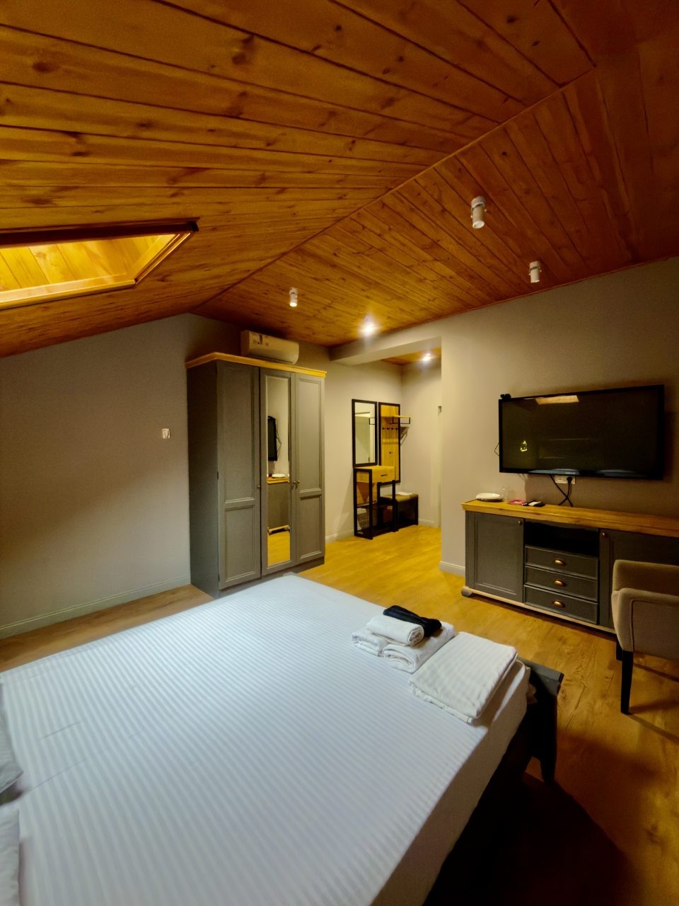 Апартаменты (Апартаменты Полулюкс), Гостиница Life