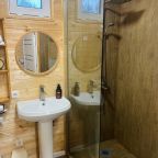 Семиместный (Дом), Гостевой дом Василиса Хаус