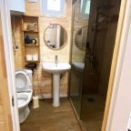 Семиместный (Дом), Гостевой дом Василиса Хаус