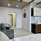 Студио (Дизайнерские апартаменты на высоком этаже с качелью), Апартаменты Atmosfera Sna на Сибирской