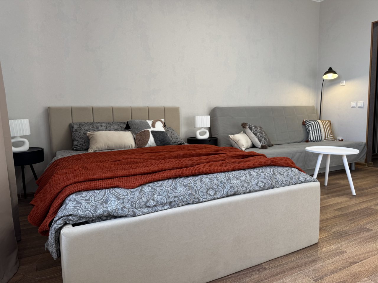 Студио (Atmosfera Sna. Комфортный видовой номер в высотке у ЖД Вокзала), Апартаменты Atmosfera Sna на Сибирской