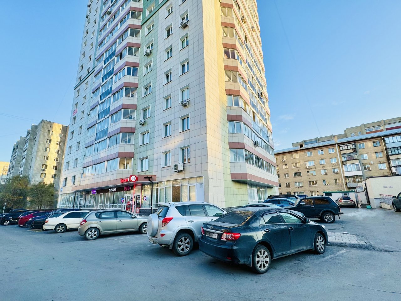 Студио (Атмосфера Сна. Комфортный видовой номер в высотке у ЖД Вокзала), Апартаменты Atmosfera Sna на Сибирской
