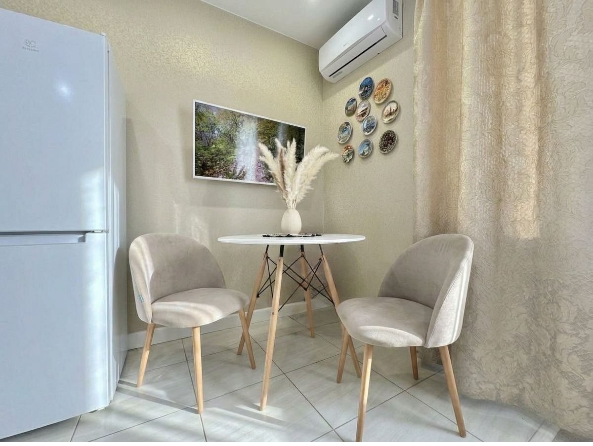 Номер (Атмосфера Сна. Атмосфера путешествия в ЖК комфорт-класса), Апартаменты Atmosfera Sna на Сибирской