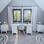 Коттедж (Barn Max Безликий), Коттедж Звен Дзен