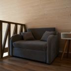 Диван на 2 этаже