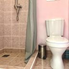 Трёхместный и более (Комната с балконом), Гостевой дом У термальных источников от Травел Хотелс Антураж