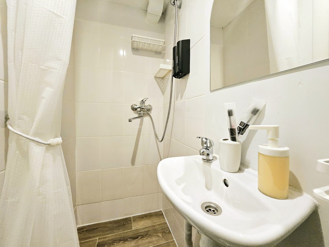 Апартаменты (Петропавловский собор (2+2)), Апартаменты Бон Апарт на Казанской