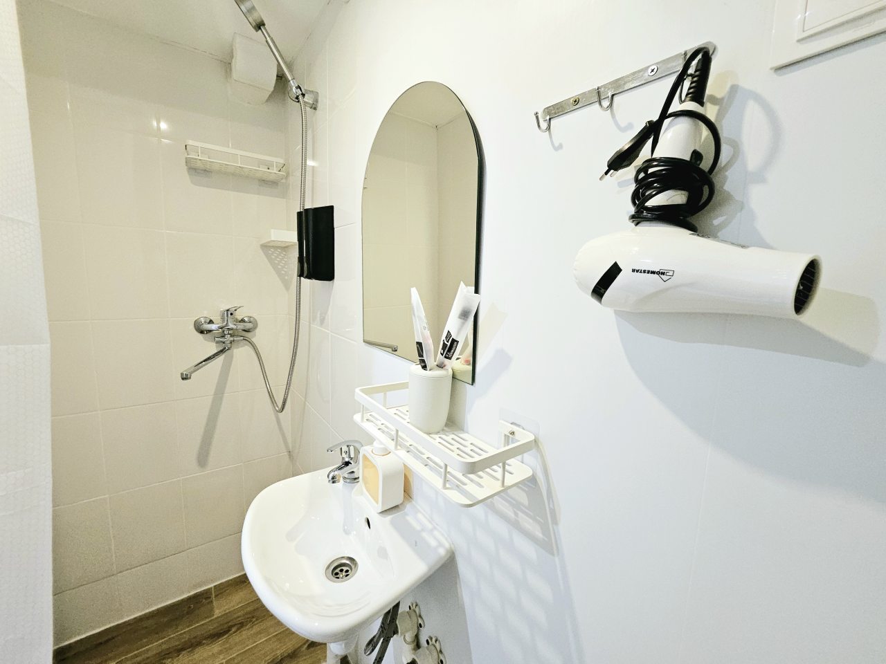 Апартаменты (Смольный собор (2+1)), Апартаменты Бон Апарт на Казанской