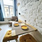 Апартаменты (Смольный собор (2+1)), Апартаменты Бон Апарт на Казанской