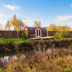 Бунгало (Бунгало), Глэмпинг Остров