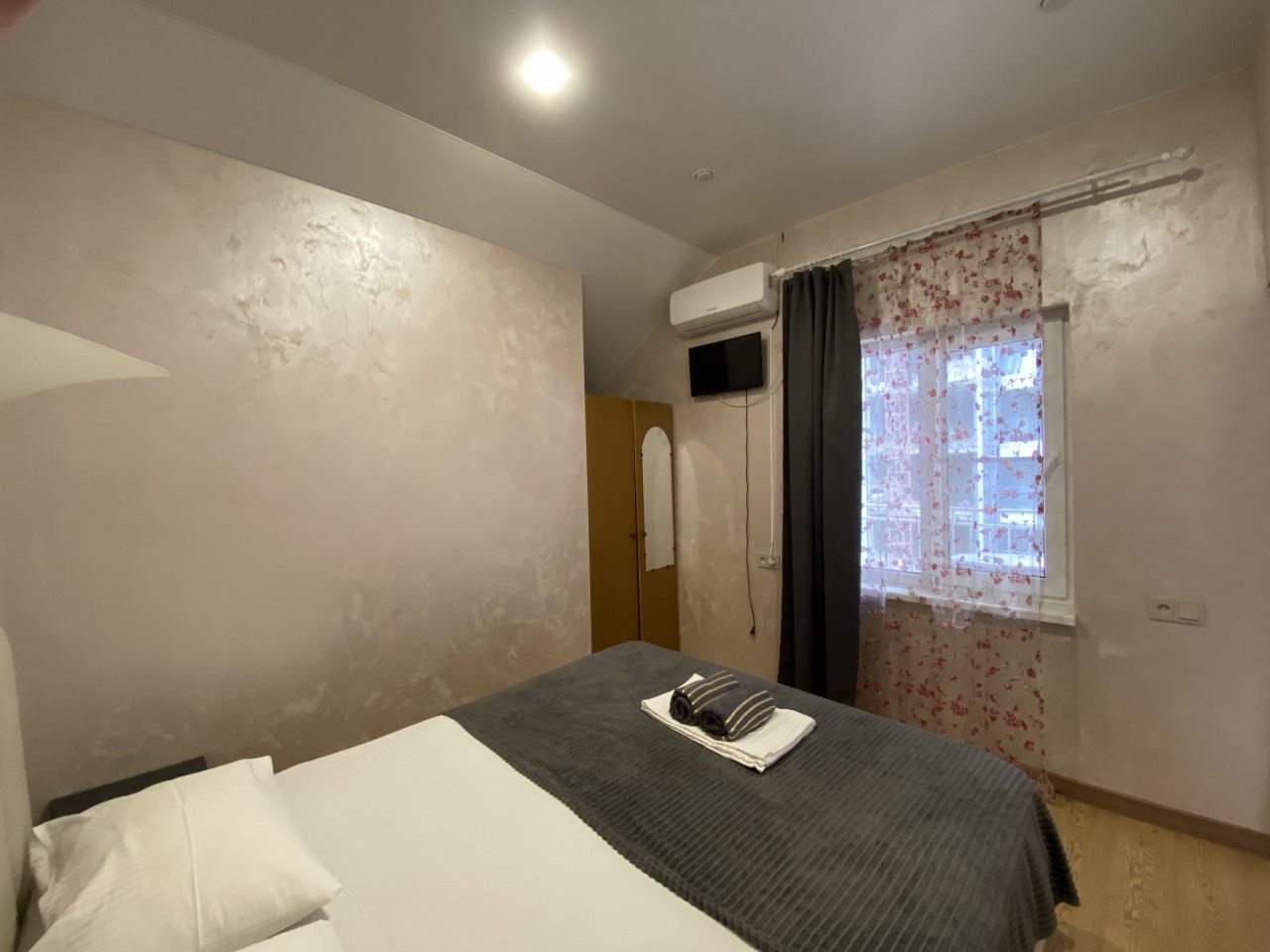 Двухместный (Стандартный номер с балконом (санузел на этаже,личный)), Гостевой дом РусАлина