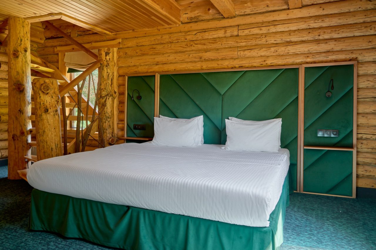 Вилла (Вилла Полулюкс), Отель Маральник Алтай Пэлас