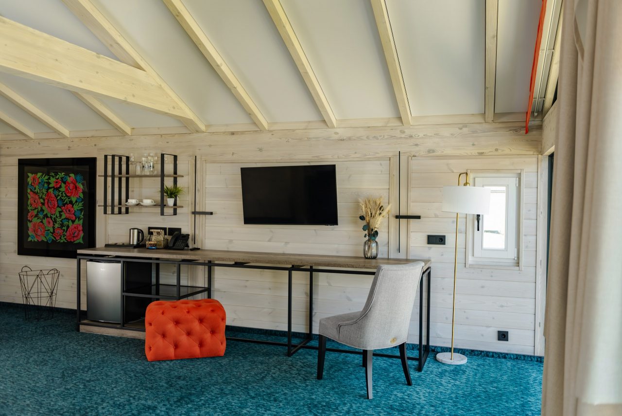 Шале (Шале с двуспальной кроватью 1-я линия), Отель Маральник Алтай Пэлас