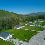 Шале (Шале с двуспальной кроватью 1-я линия), Отель Маральник Алтай Пэлас