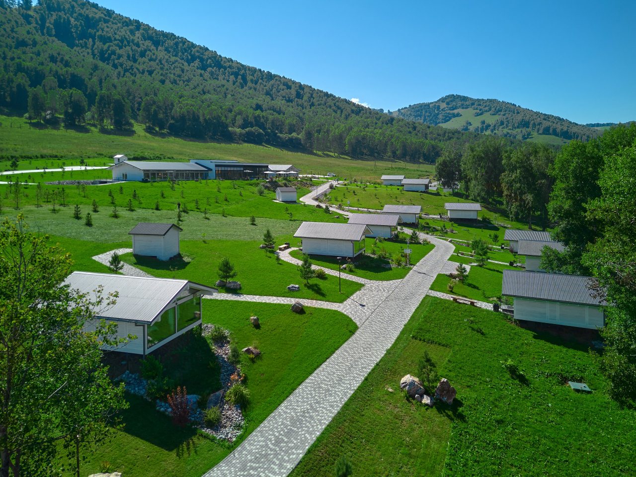 Шале (Шале c двумя раздельными кроватями 2-я линия), Отель Маральник Алтай Пэлас