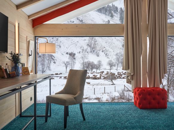 Отель Маральник Алтай Пэлас