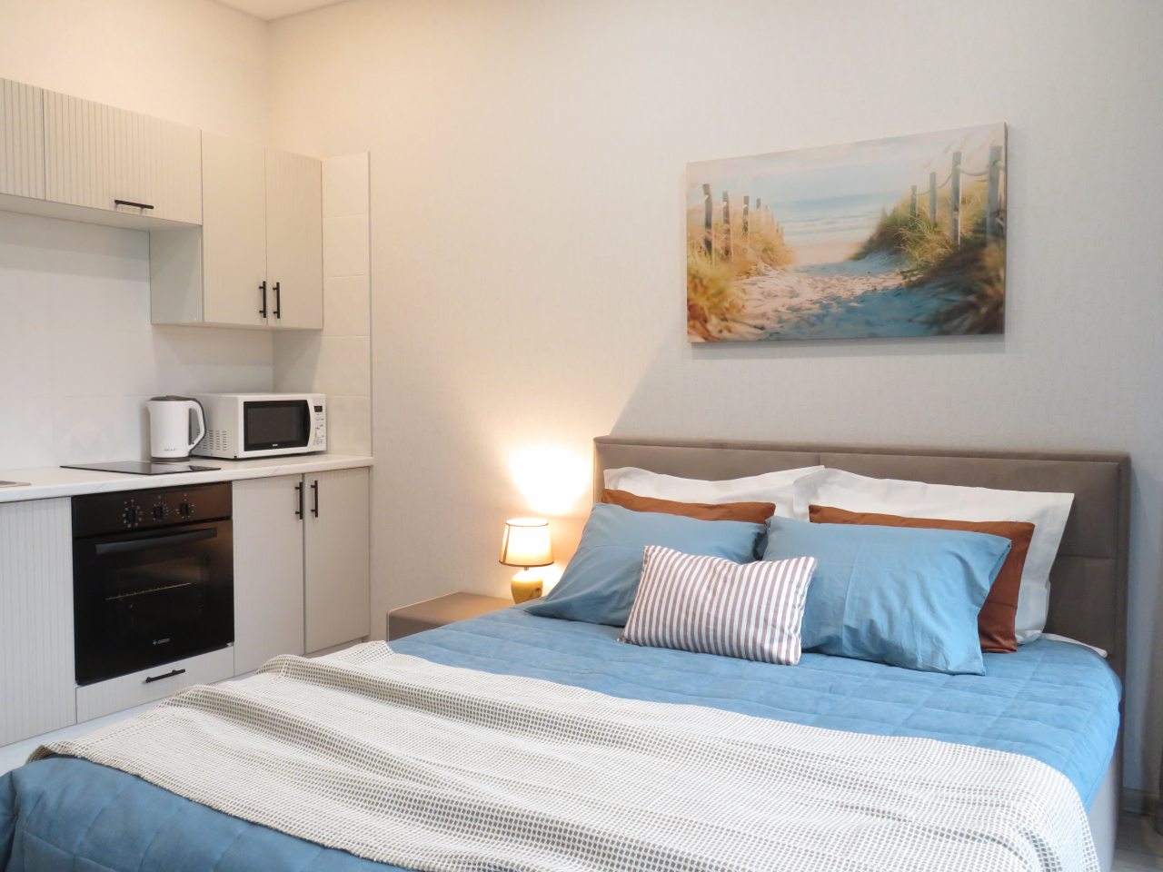 Студио (Новая студия рядом с метро), Апартаменты Новая студия рядом с метро Волгоградский проспект